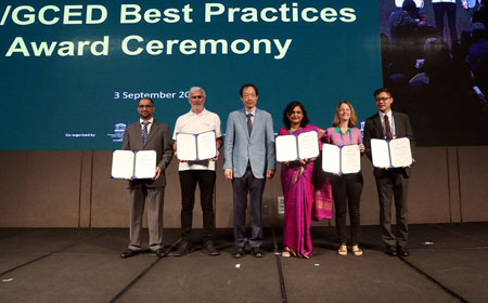 Društvo Lojtra v Seulu prevzelo APCEIU/UNESCO nagrado